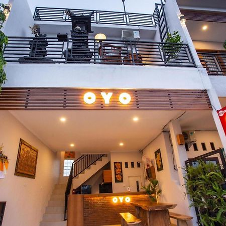 Oyo 1207 Pondok 789 Near Canggu Echo Beach Buitenkant foto