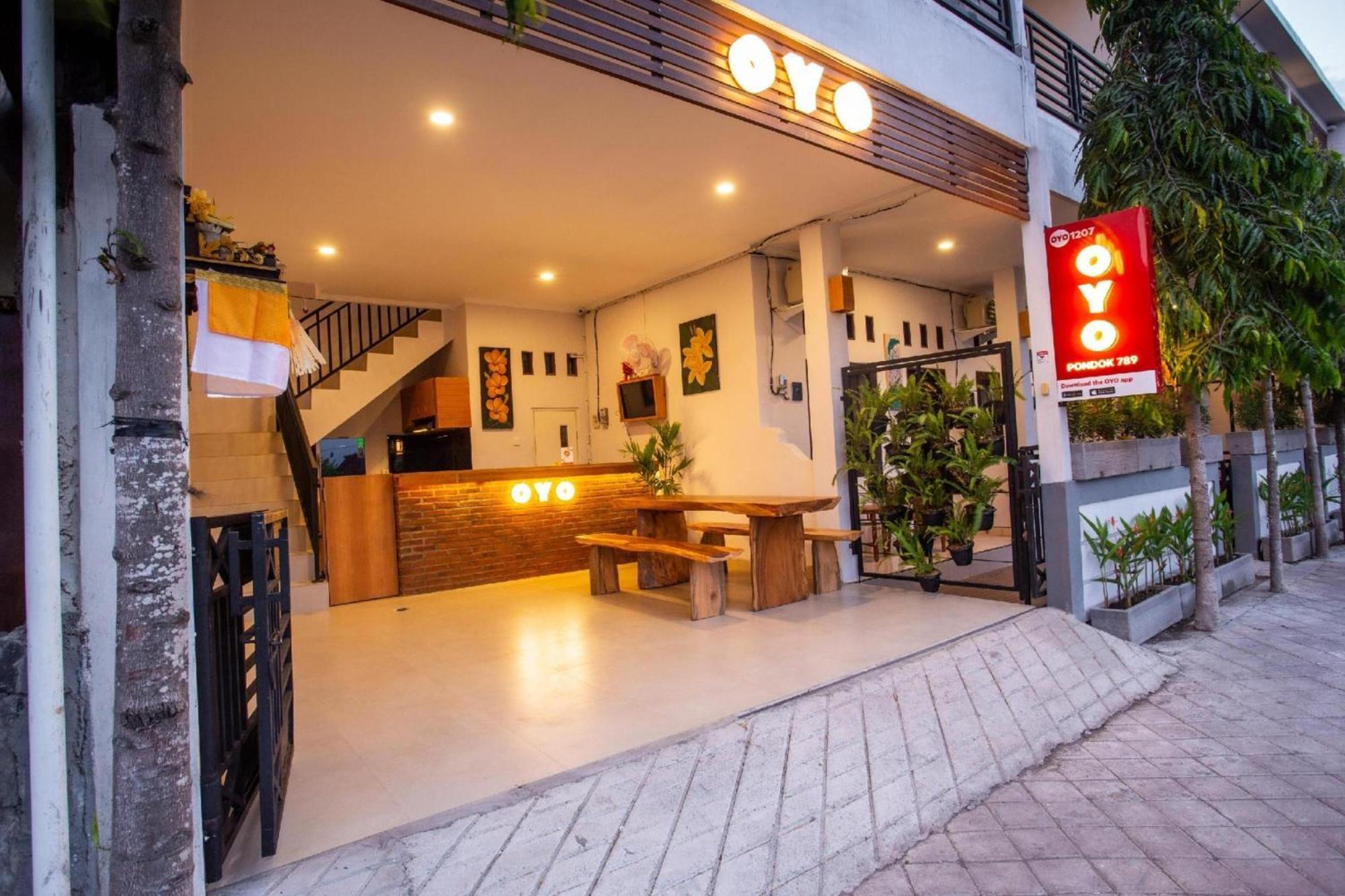 Oyo 1207 Pondok 789 Near Canggu Echo Beach Buitenkant foto