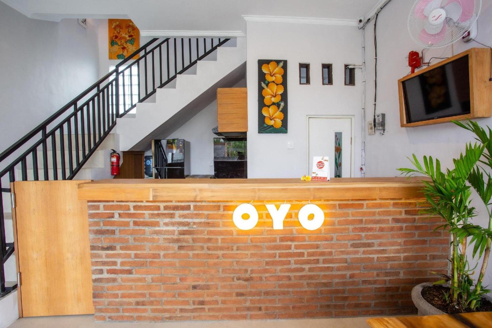 Oyo 1207 Pondok 789 Near Canggu Echo Beach Buitenkant foto